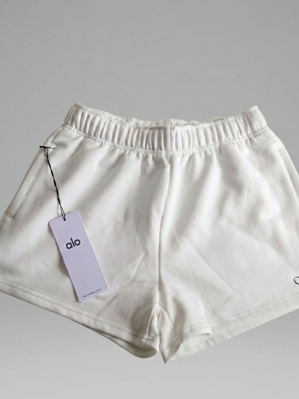 Size S | Alo Yoga Accolade Short Cream Fleece Lounge
